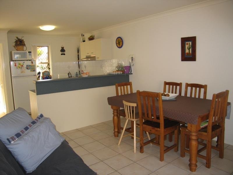 48 School Road, Wynnum West QLD 4178