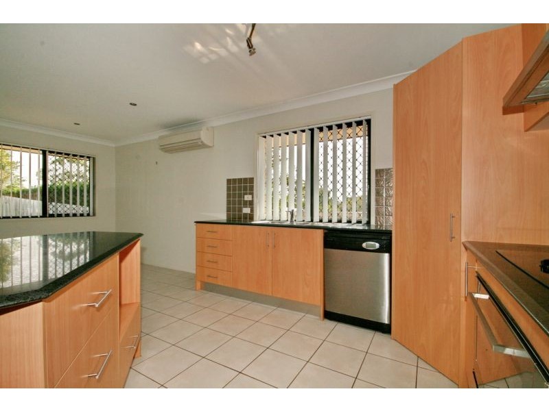 84B Blackwood Road, Manly West QLD 4179