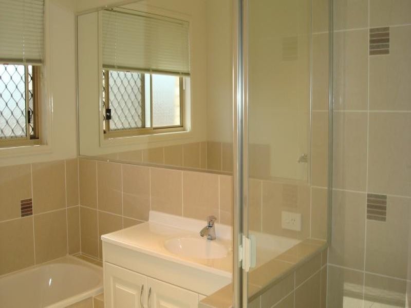 13 Olsen Crescent, Wakerley QLD 4154