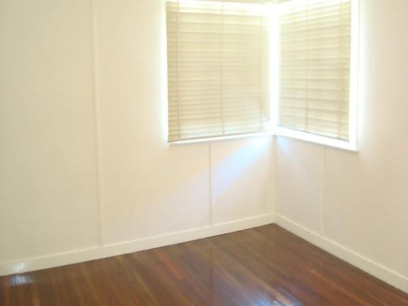 83 Daisy Road, Manly West QLD 4179