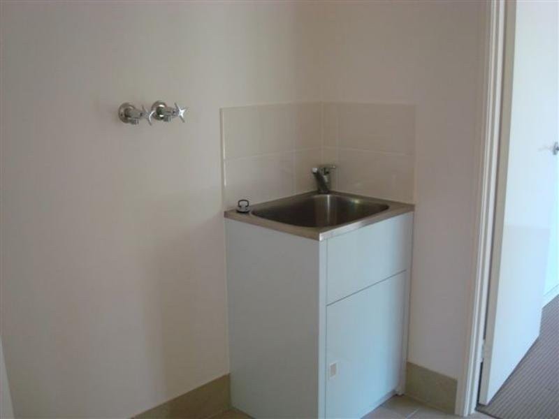 2/151 Pine Street, Wynnum QLD 4178