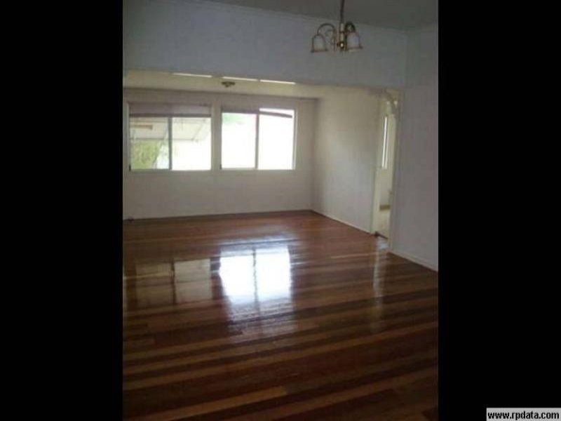 93 Richard Street, Lota QLD 4179