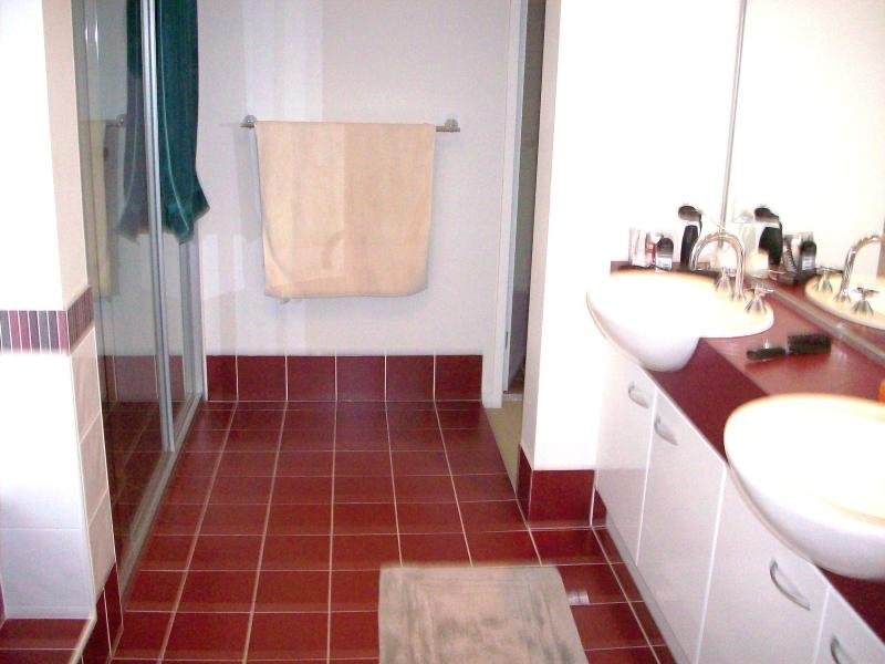 25 Alkoomie Street, Wynnum QLD 4178