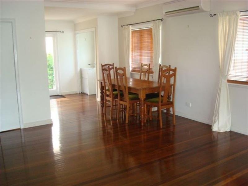 20 Duncan Street, Wynnum West QLD 4178