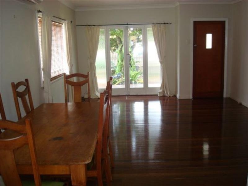 20 Duncan Street, Wynnum West QLD 4178