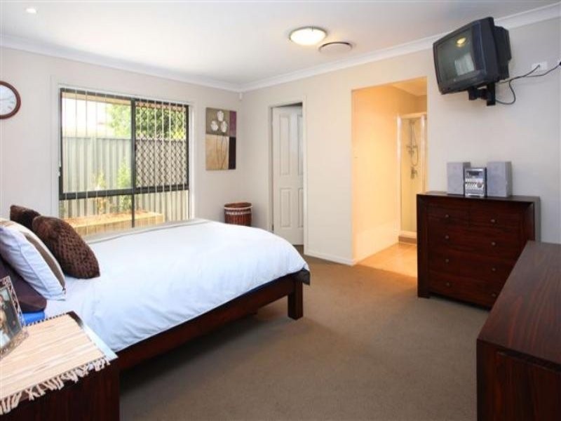 5 Raife Close, Wellington Point QLD 4160