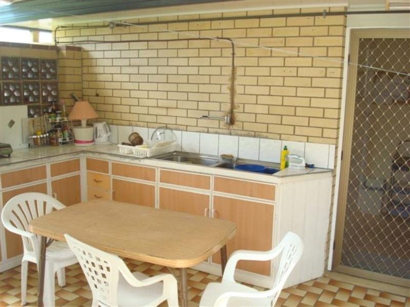 72 Cranleigh Street, Wynnum West QLD 4178