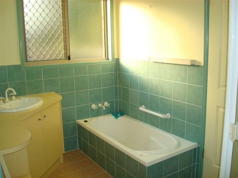 73 Henry Street, Wynnum QLD 4178