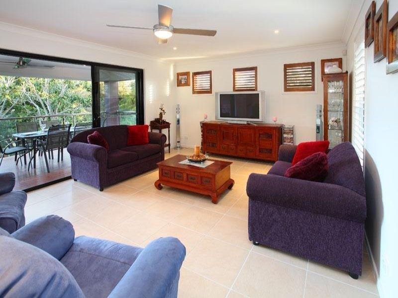 13 Chipping Close, Wakerley QLD 4154