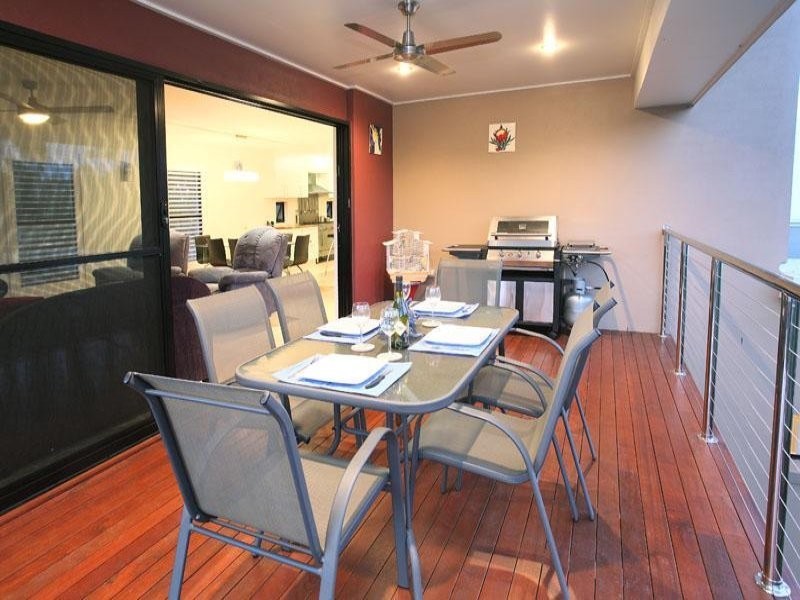 13 Chipping Close, Wakerley QLD 4154