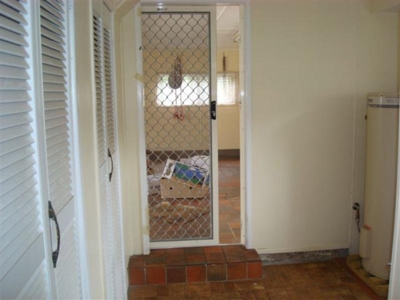 46 Roseberry Parade, Wynnum West QLD 4178