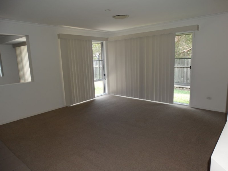 1 Paperbark Place, Wakerley QLD 4154