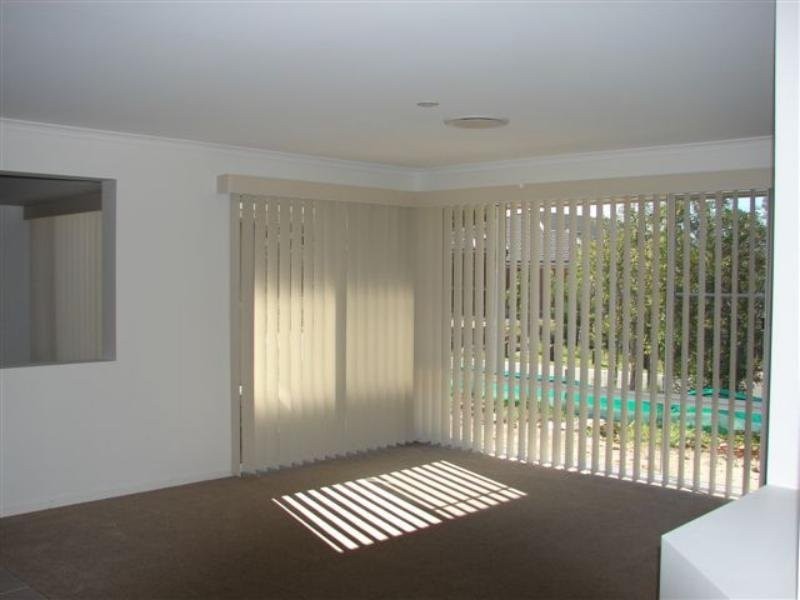 1 Paperbark Place, Wakerley QLD 4154