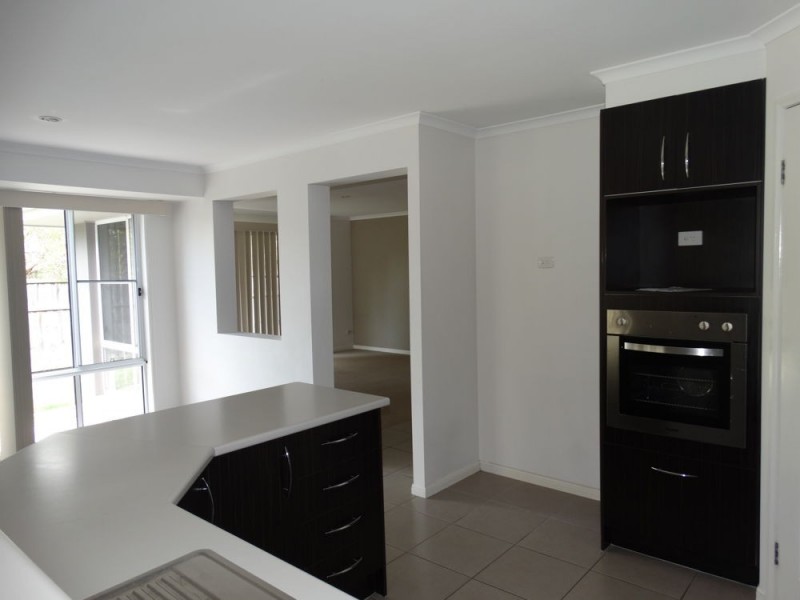 1 Paperbark Place, Wakerley QLD 4154