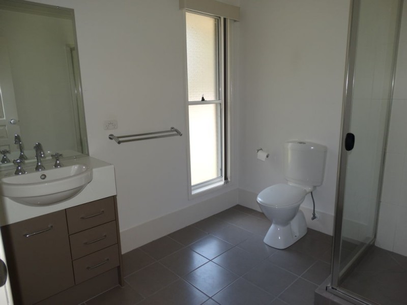 1 Paperbark Place, Wakerley QLD 4154