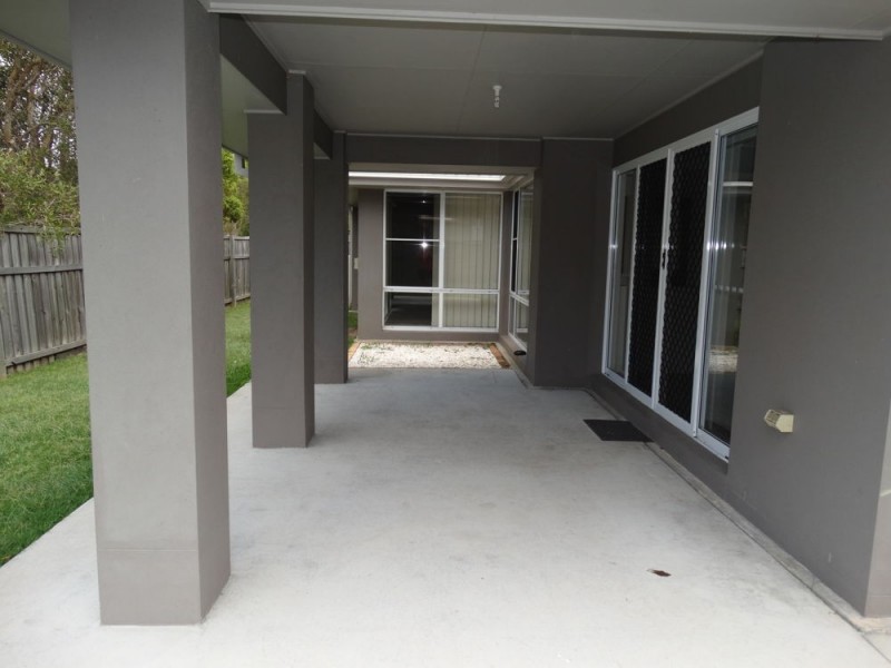 1 Paperbark Place, Wakerley QLD 4154