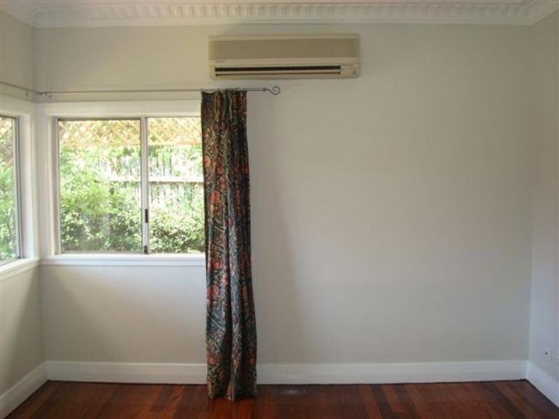 53 Gannon Avenue, Manly QLD 4179