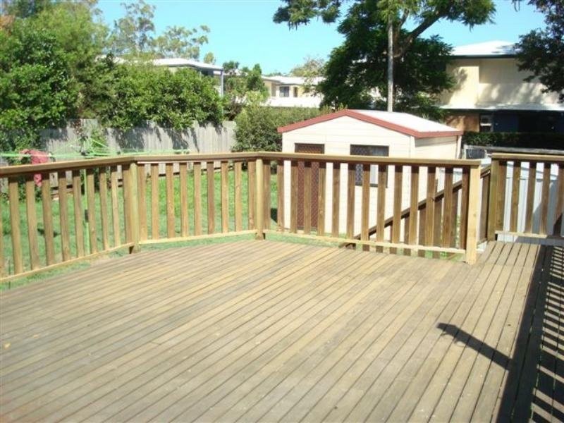 53 Gannon Avenue, Manly QLD 4179