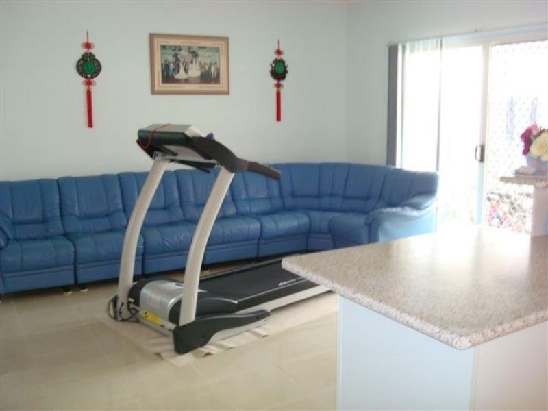 59 Amanda Street, Wynnum West QLD 4178