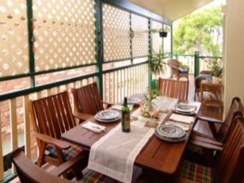 22 Stewart Parade, Manly QLD 4179