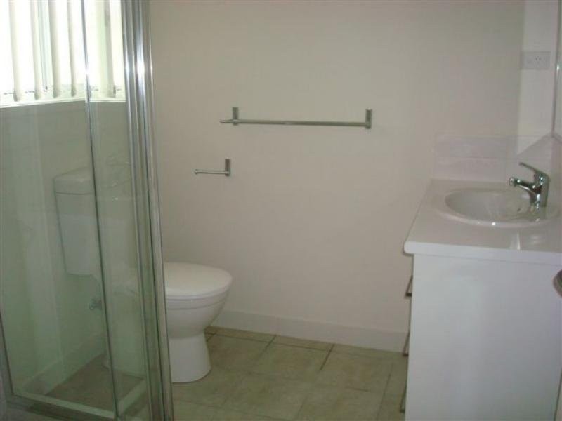 96 School Road, Wynnum West QLD 4178