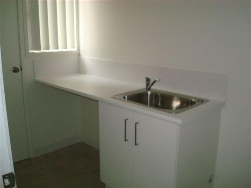 96 School Road, Wynnum West QLD 4178