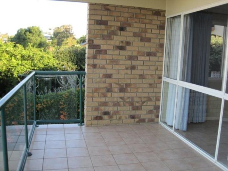 1/169 Melville Terrace, Manly QLD 4179