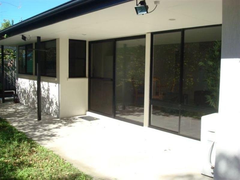 7 Moreton Avenue, Wynnum QLD 4178