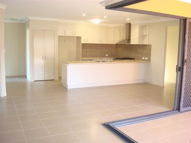 4 Begonia Court, Wynnum West QLD 4178