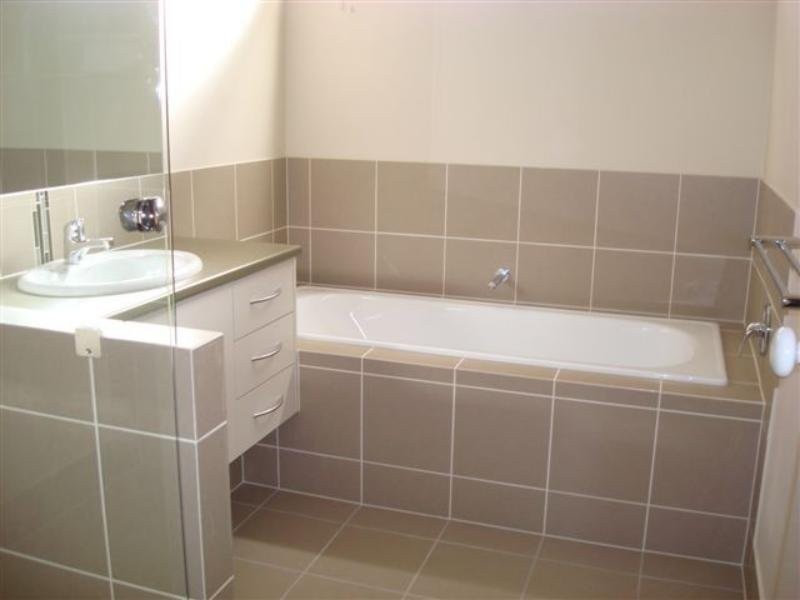 4 Begonia Court, Wynnum West QLD 4178