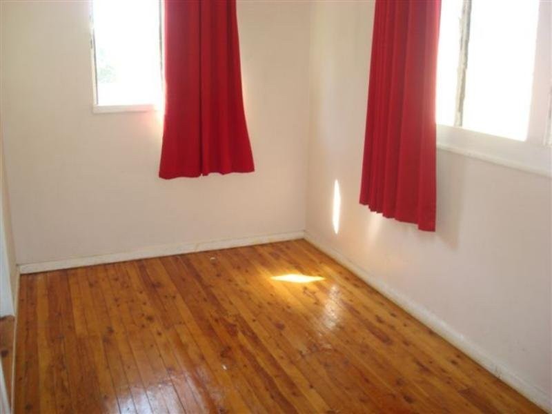 250 Whites Road, Lota QLD 4179