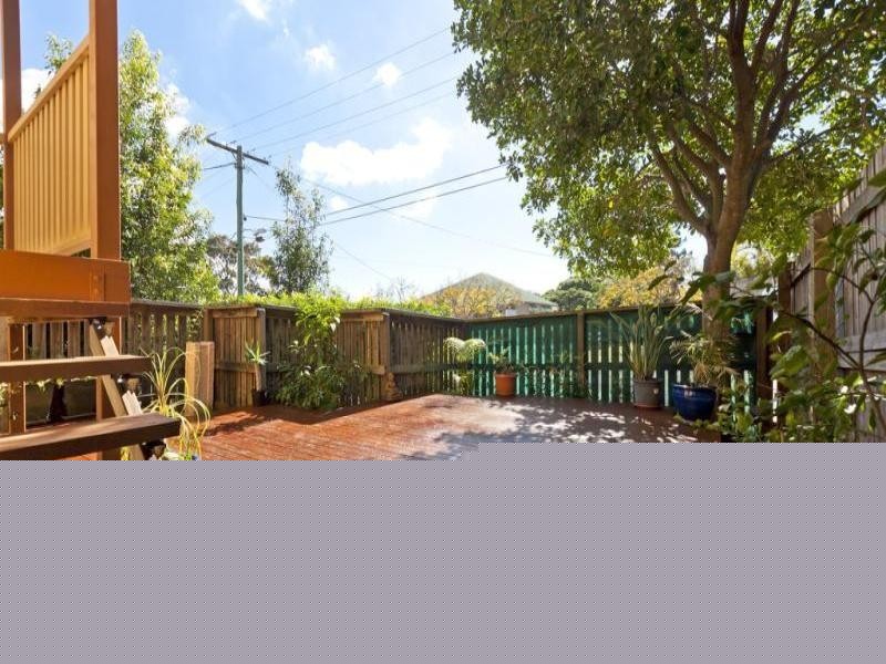 4/12 Yamboyna Street, Manly QLD 4179
