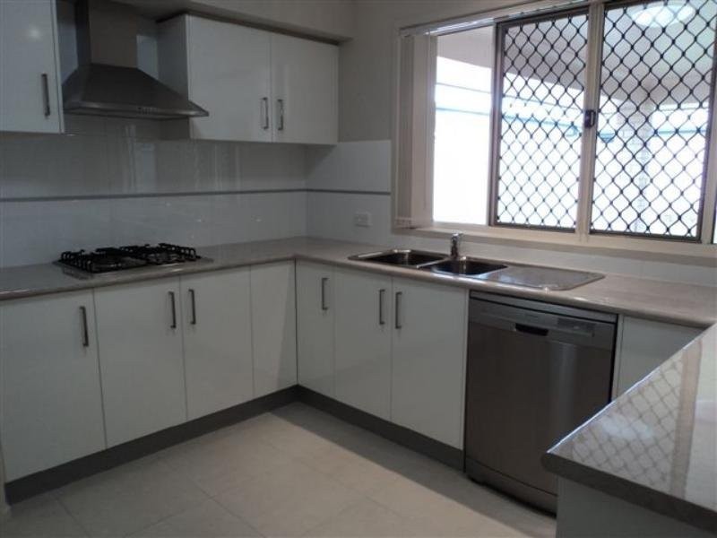 106 School Road, Wynnum West QLD 4178