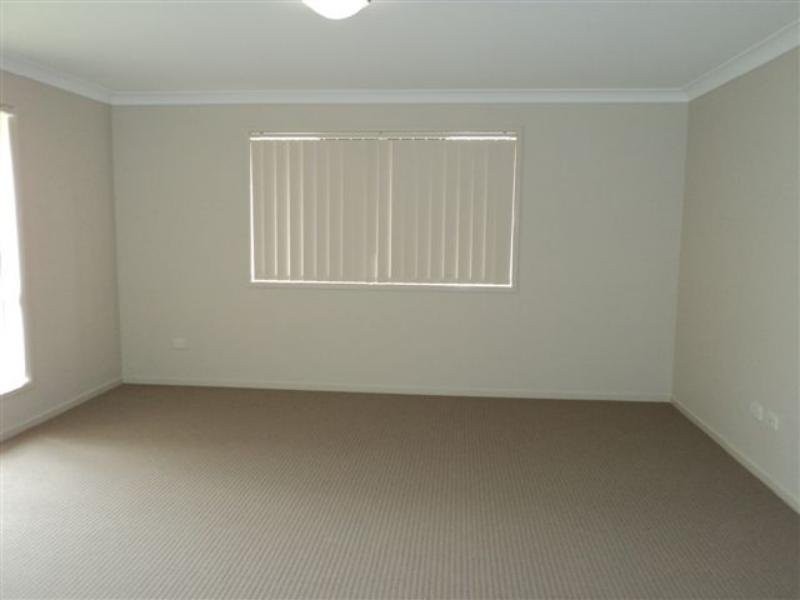 106 School Road, Wynnum West QLD 4178