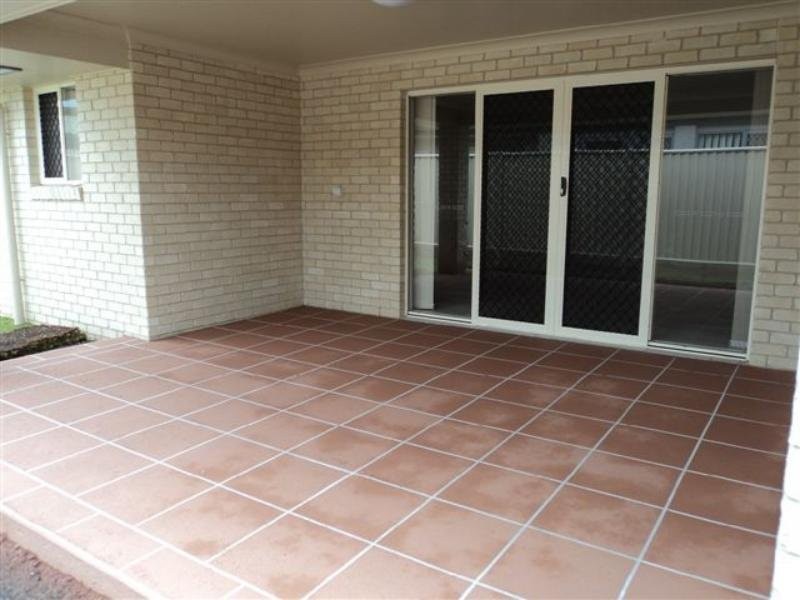 106 School Road, Wynnum West QLD 4178