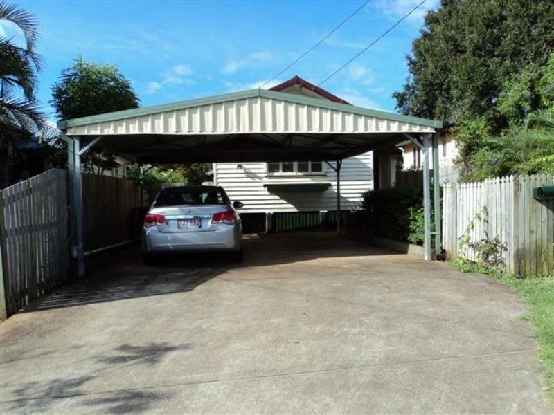 11 Haig Street, Wynnum QLD 4178