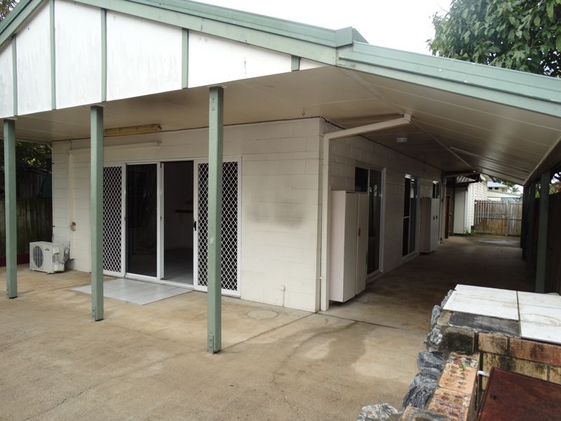 11 Haig Street, Wynnum QLD 4178