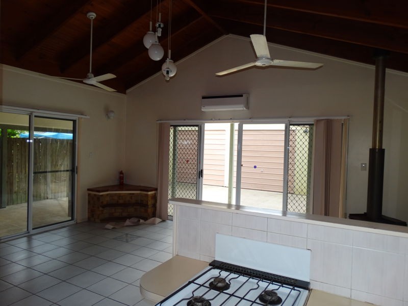 11 Haig Street, Wynnum QLD 4178