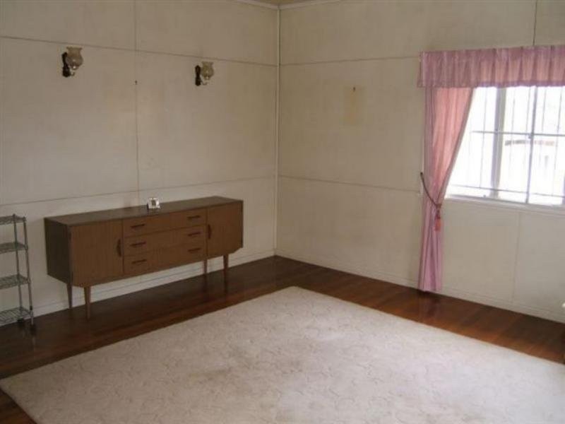 141 West Avenue, Wynnum QLD 4178