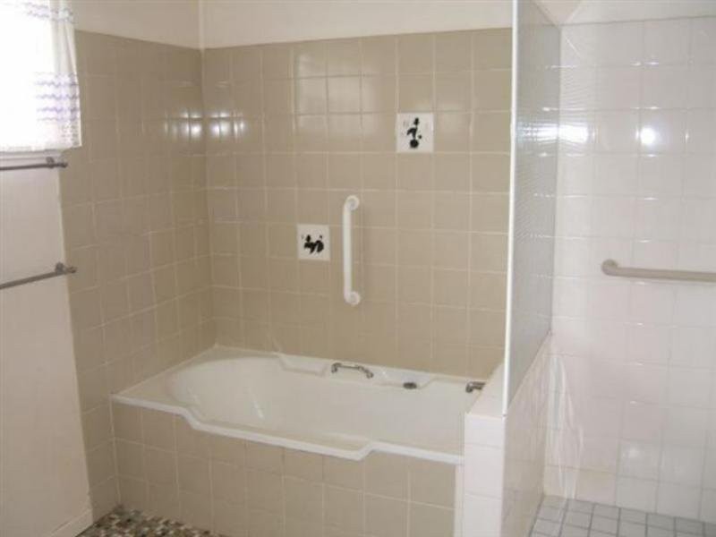 141 West Avenue, Wynnum QLD 4178