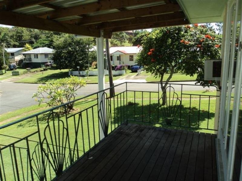 4 Wyeth Street, Wynnum QLD 4178