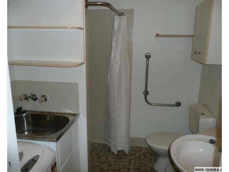 19/15 Carmichael Court, Wynnum QLD 4178