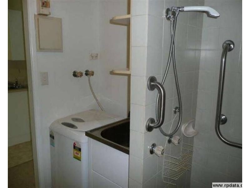 19/15 Carmichael Court, Wynnum QLD 4178