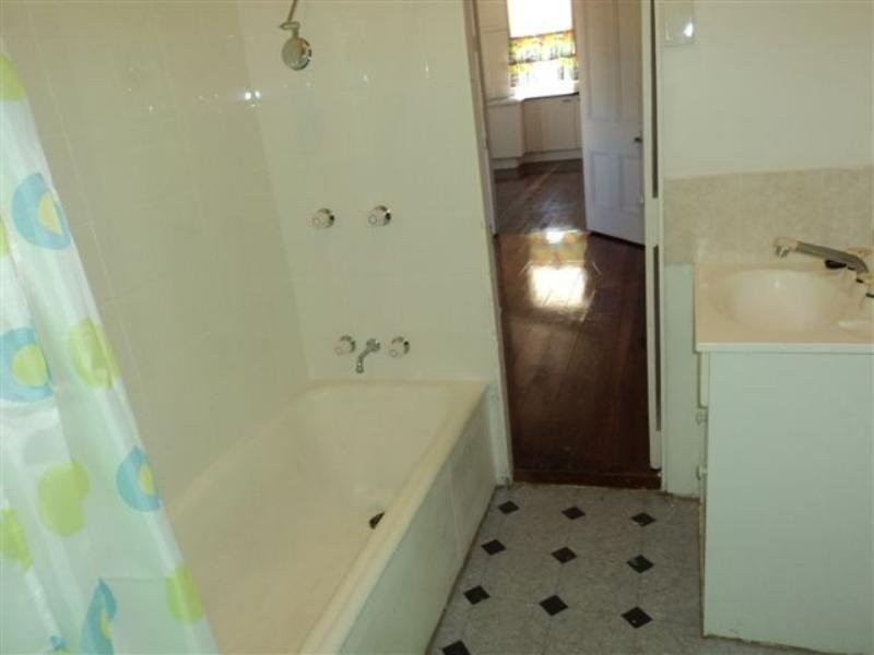 187 Wynnum Esplanade, Wynnum QLD 4178