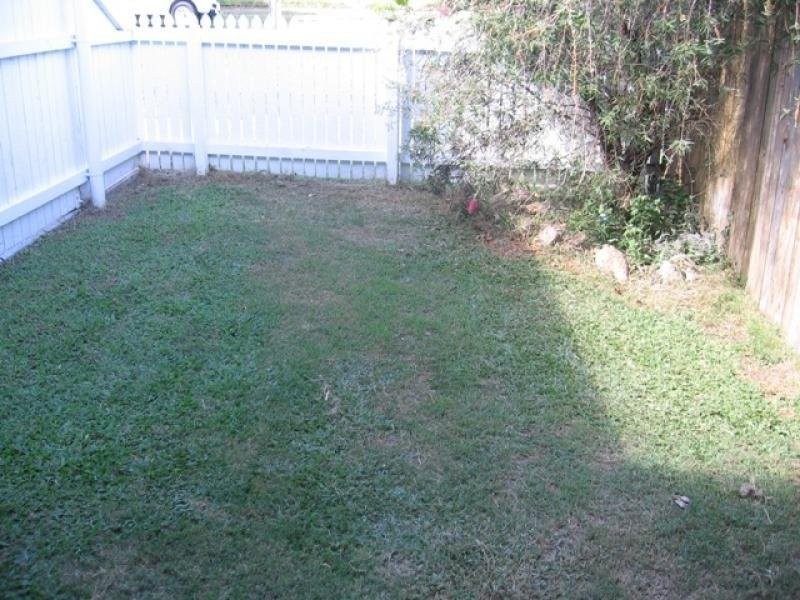 1/72 McFadden Street, Wynnum QLD 4178