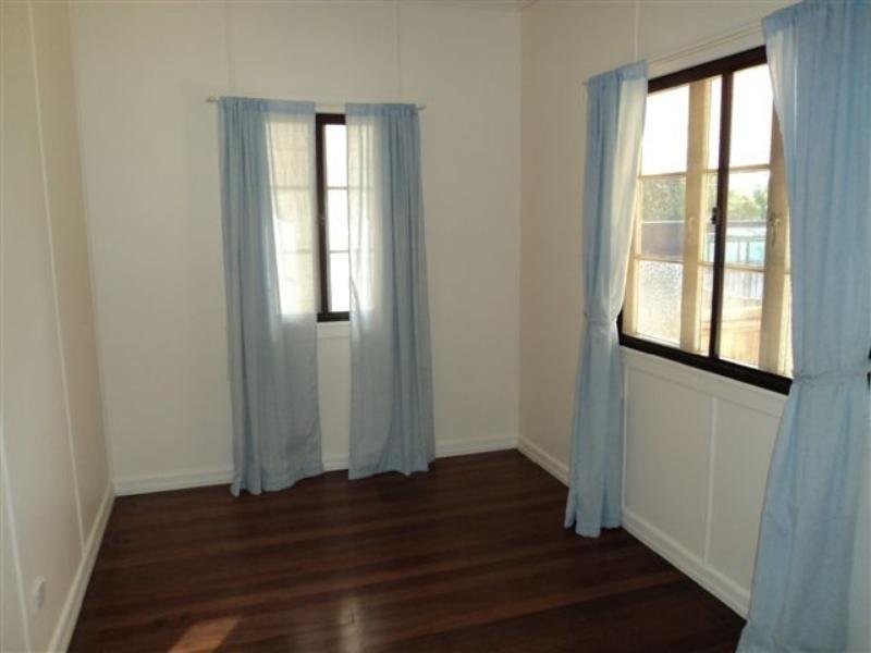 23 Faine Street, Manly West QLD 4179