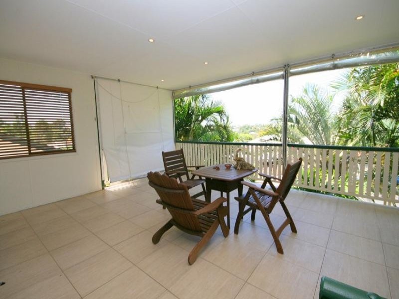 45 Raeburn Street, Manly QLD 4179