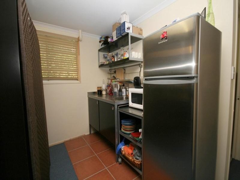 45 Raeburn Street, Manly QLD 4179