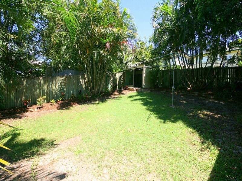 45 Raeburn Street, Manly QLD 4179