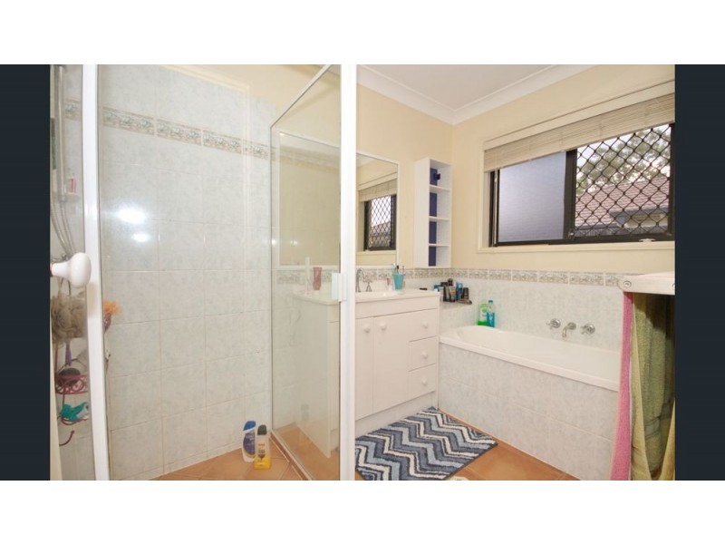 13 Ursula Place, Wynnum West QLD 4178